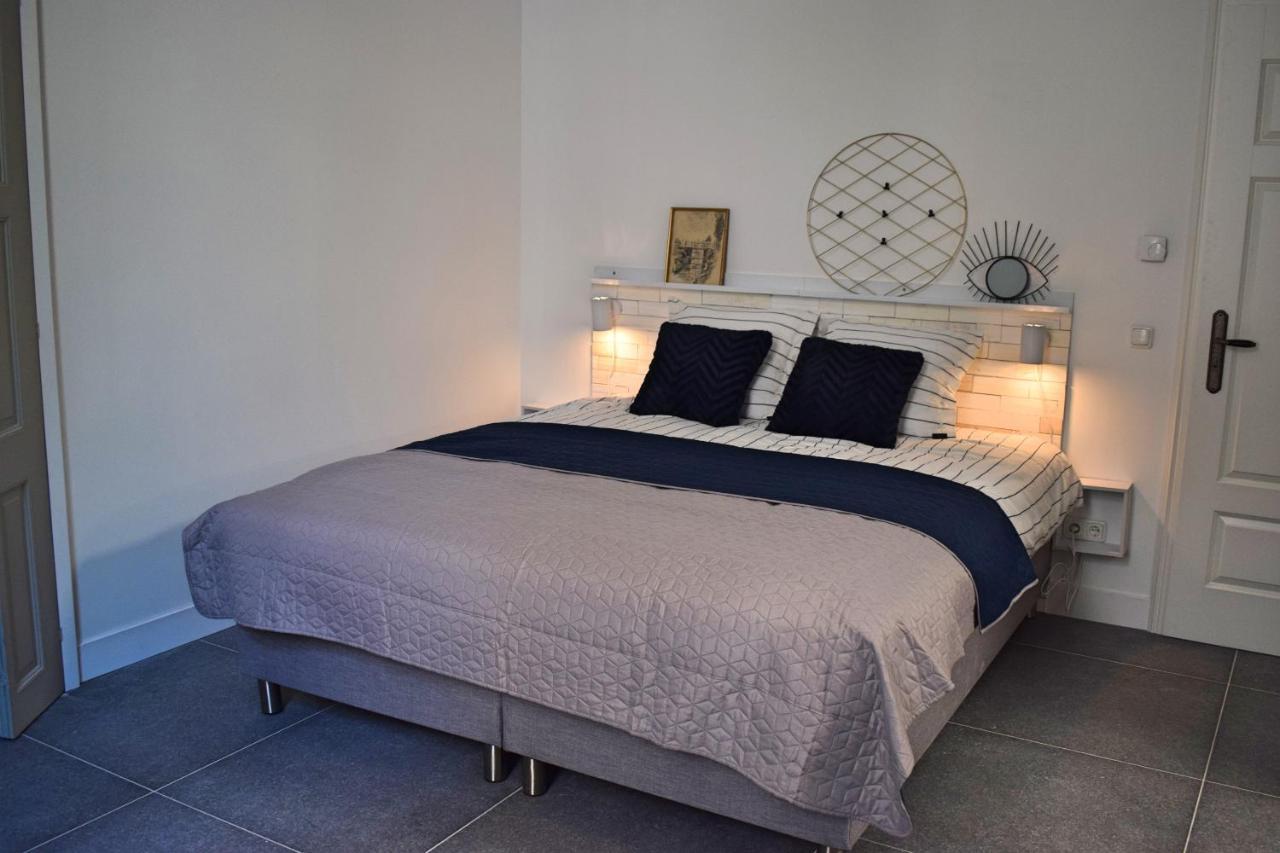 Bed and Breakfast "In De Kloosterhof" Gratis Prive Parkeren Ассен Экстерьер фото