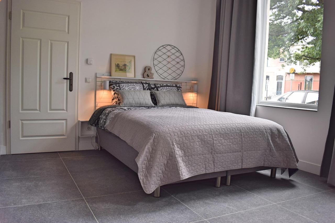 Bed and Breakfast "In De Kloosterhof" Gratis Prive Parkeren Ассен Экстерьер фото