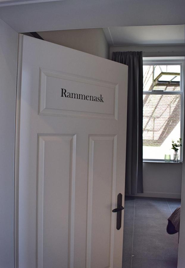 Bed and Breakfast "In De Kloosterhof" Gratis Prive Parkeren Ассен Экстерьер фото